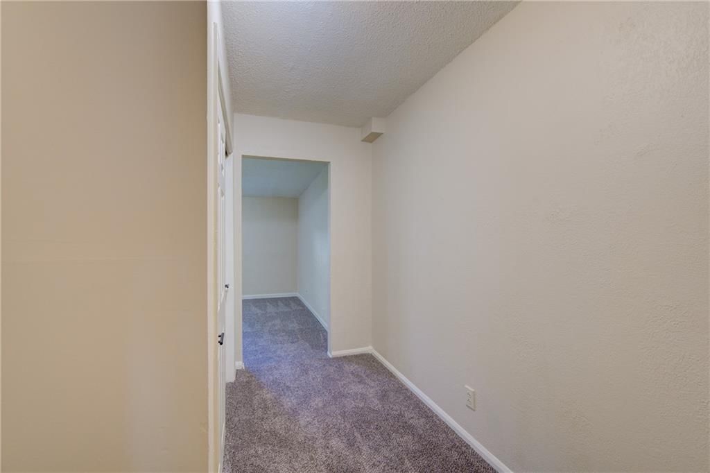 2312 Englewood Court — photo 12