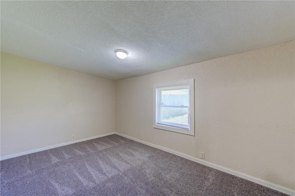 2312 Englewood Court — photo 15