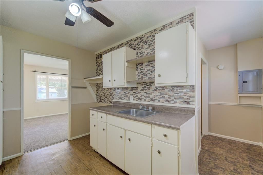 2312 Englewood Court — photo 17
