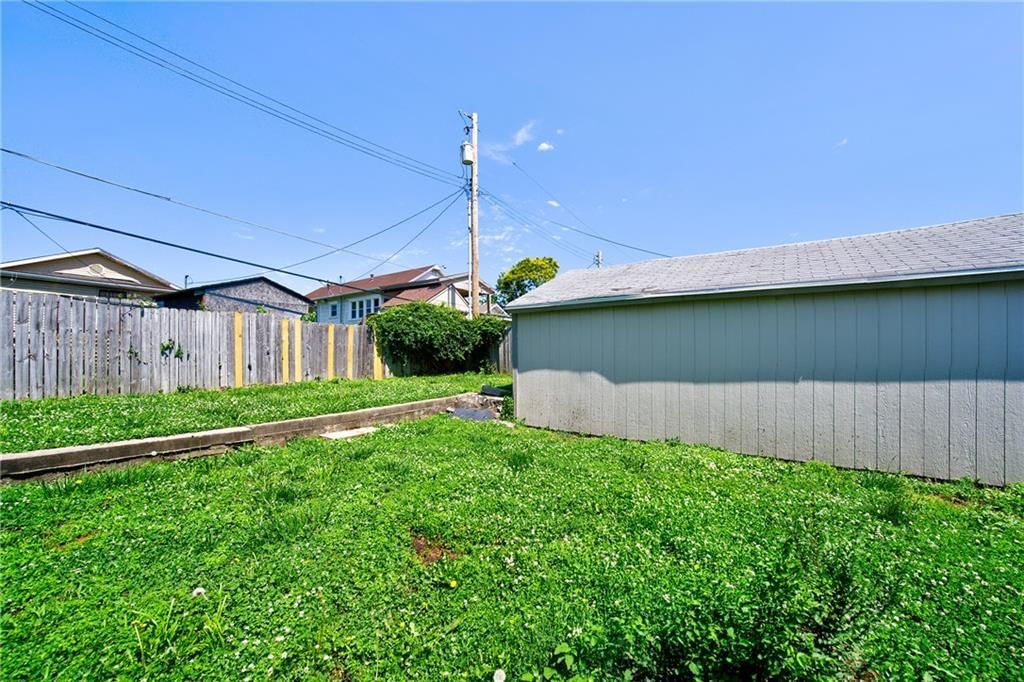 2312 Englewood Court — photo 19
