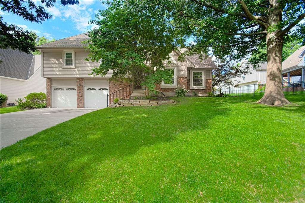 14629 W 83rd Terrace, Lenexa, KS