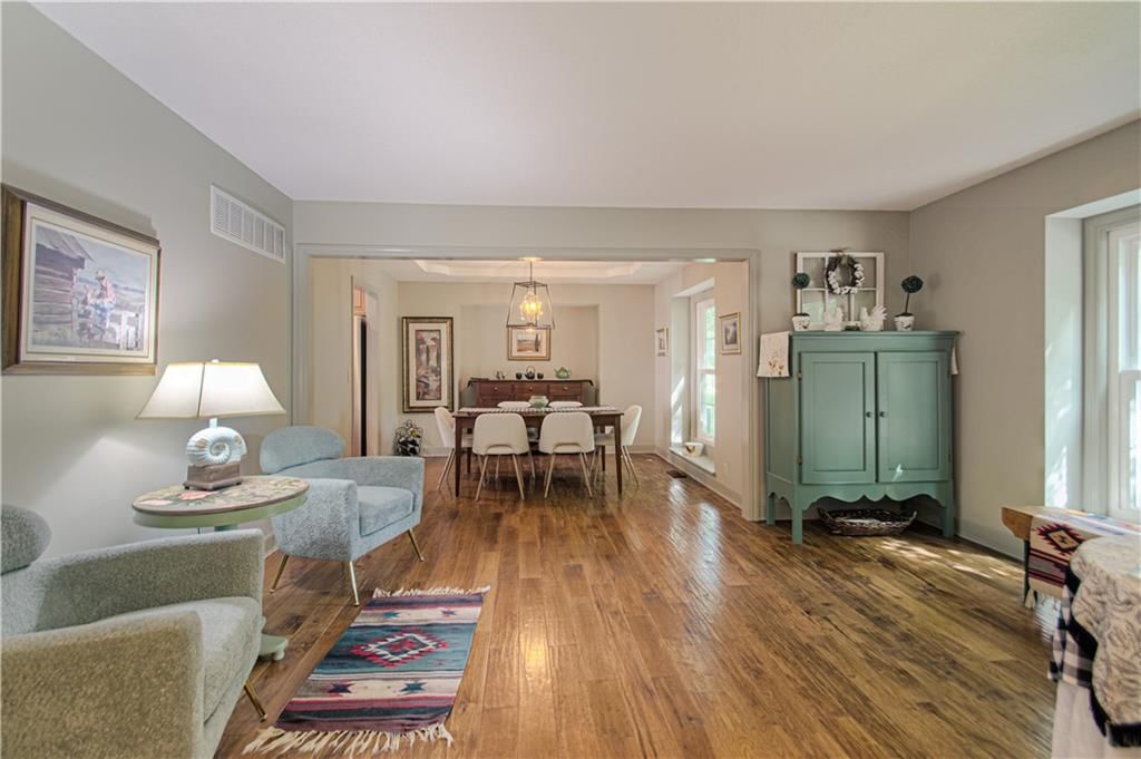 14629 W 83rd Terrace — photo 5