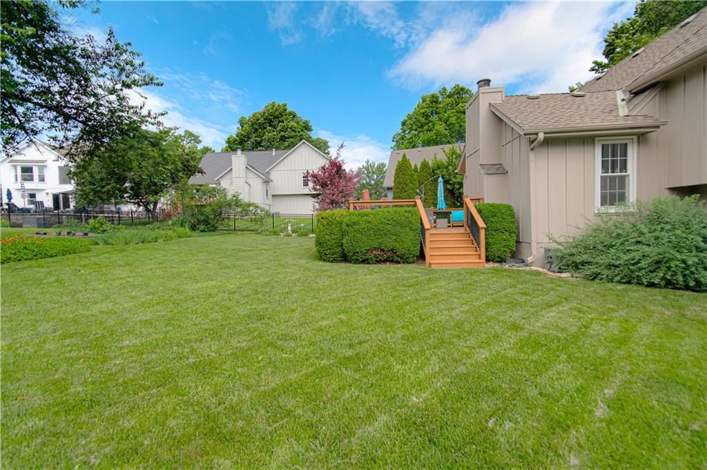14629 W 83rd Terrace — photo 32