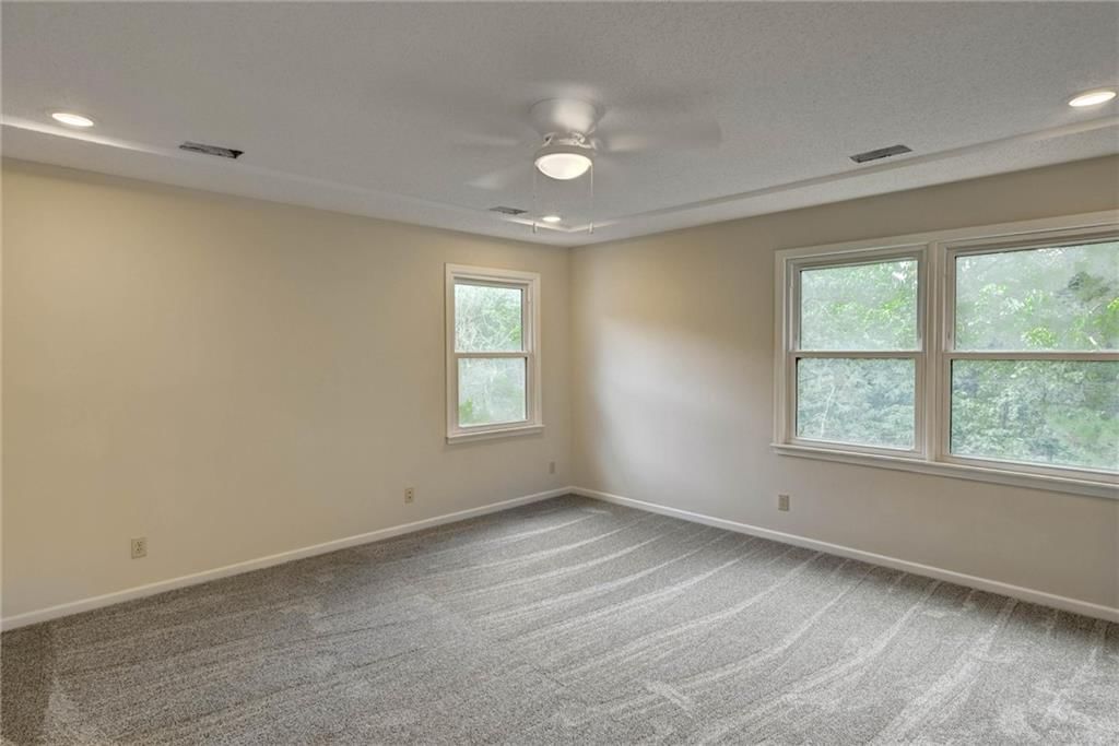 400 NW Tennyson Place — photo 18