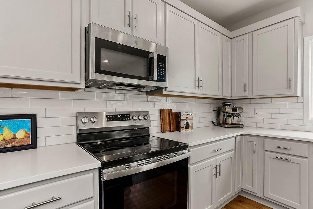 17749 Greeley Street — photo 12