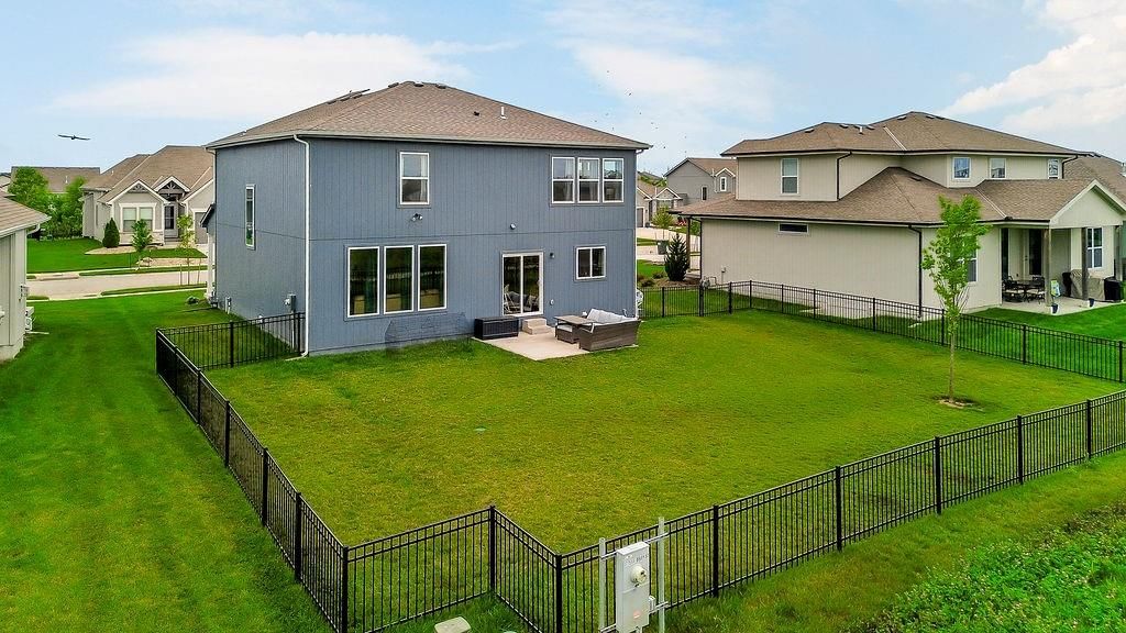17749 Greeley Street — photo 31