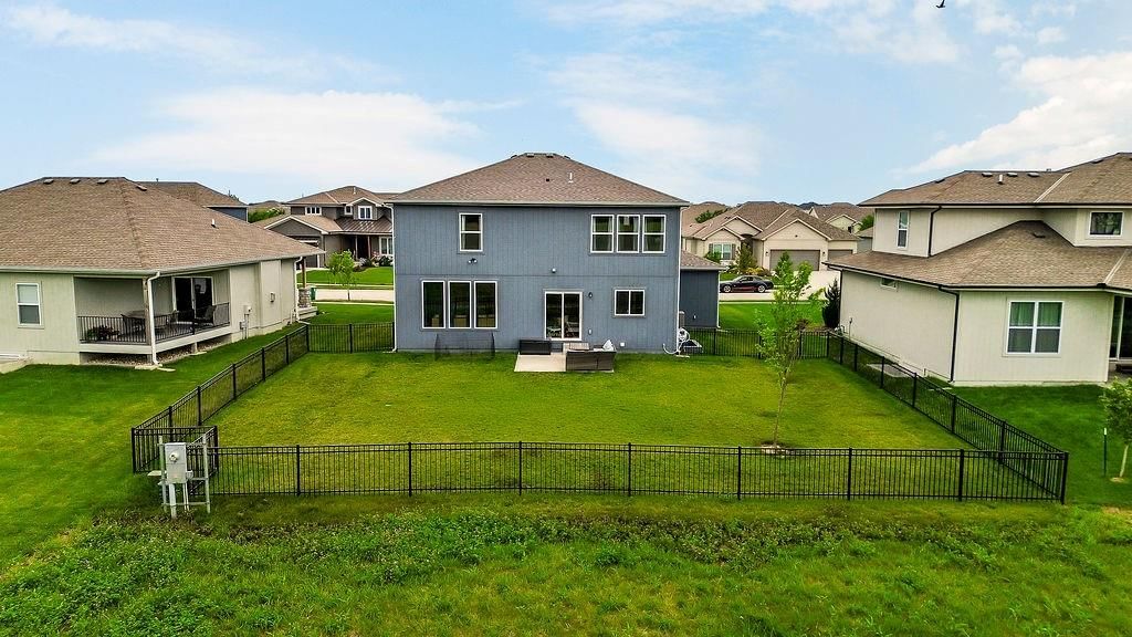 17749 Greeley Street — photo 32