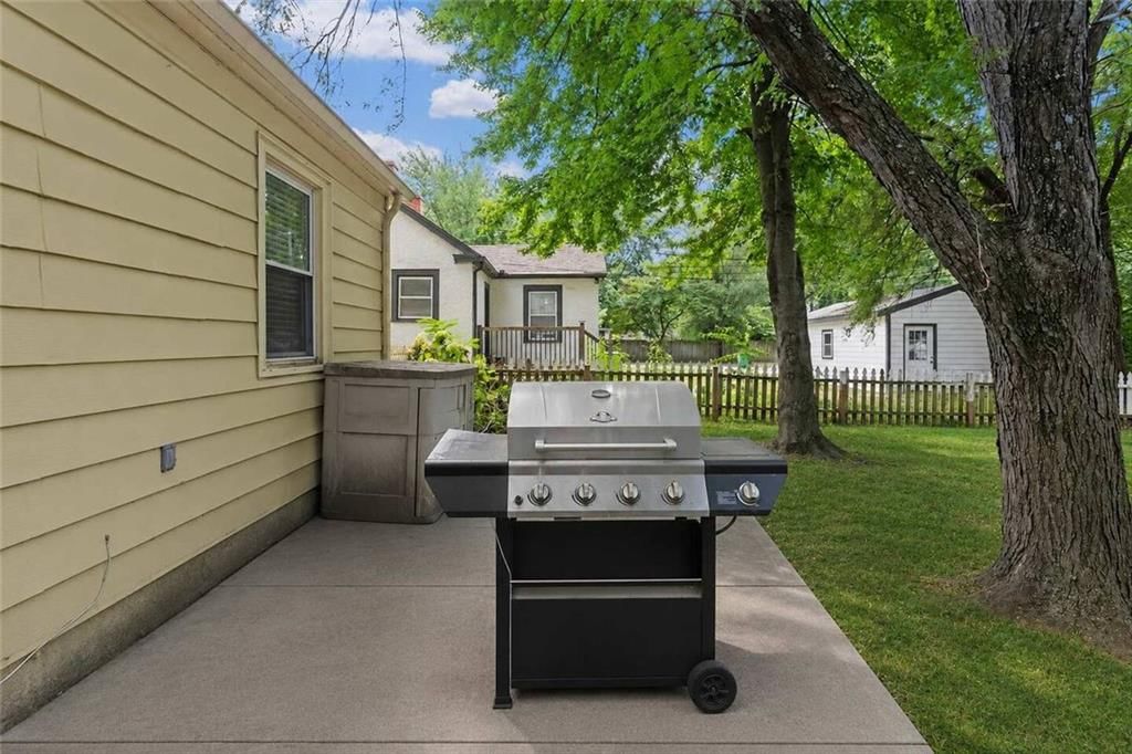 5938 CATALINA Street — photo 4