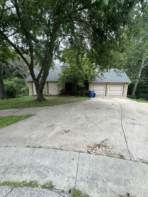 4440 NW Wildwood Drive, Kansas City, MO