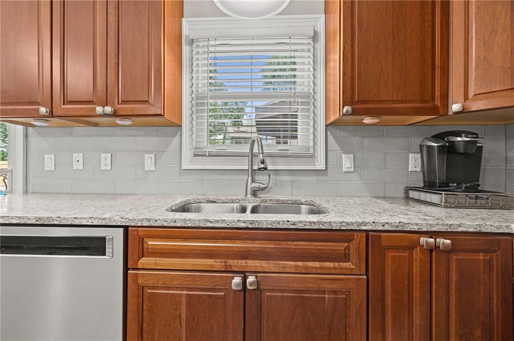 1420 N Annie Street — photo 17