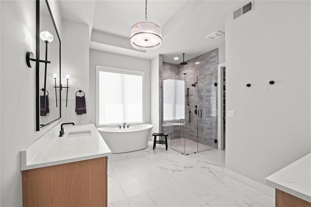 7390 N National Drive — photo 35