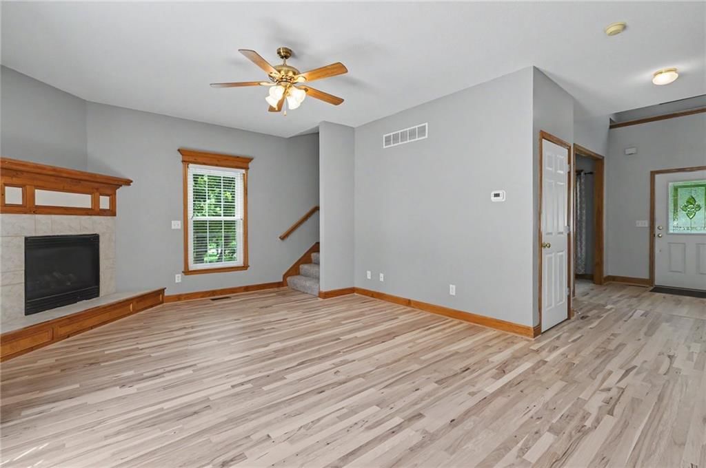809 E 13th Street — photo 14
