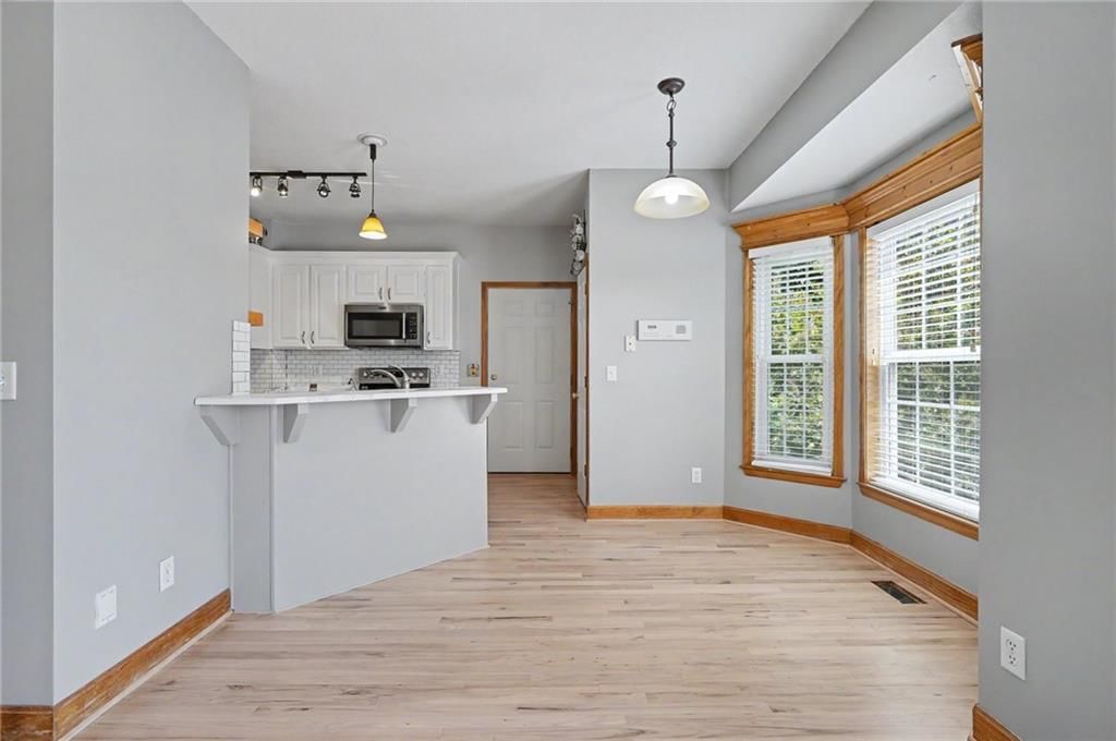 809 E 13th Street — photo 16