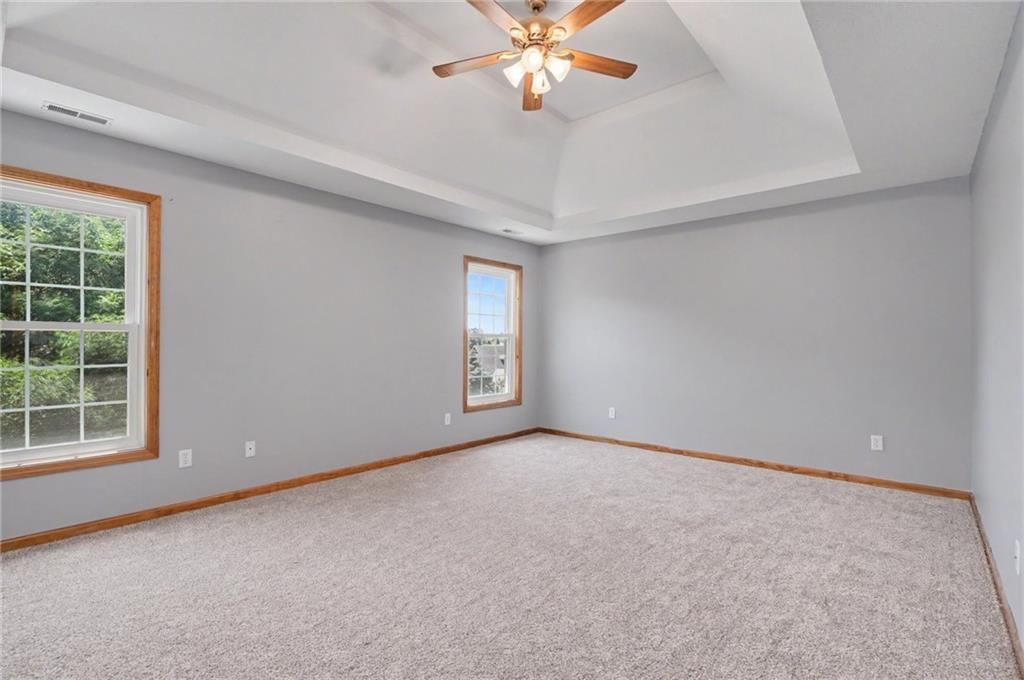 809 E 13th Street — photo 32