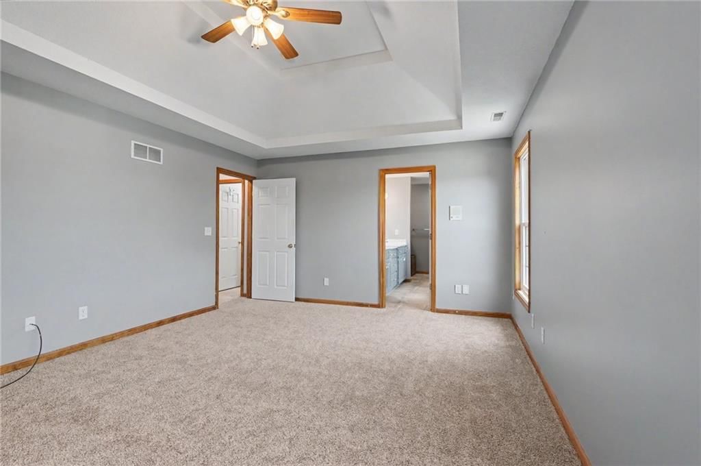 809 E 13th Street — photo 34