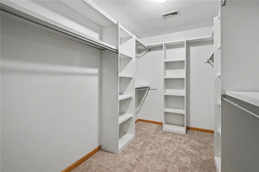 809 E 13th Street — photo 38