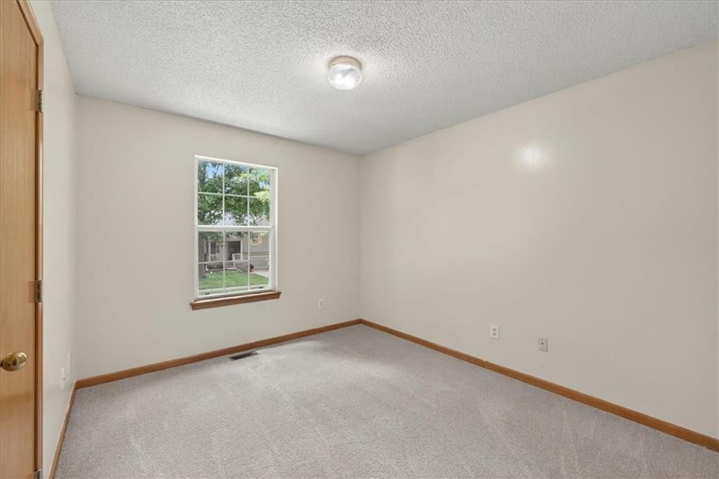 1029 SE Granada Drive — photo 34