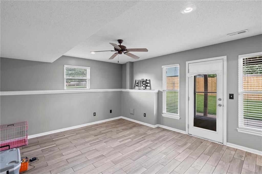 1113 Kent Drive — photo 27