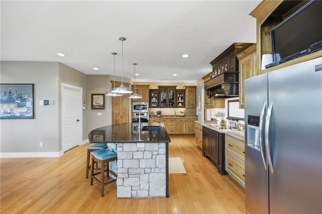 7810 NW Scenic Drive — photo 22