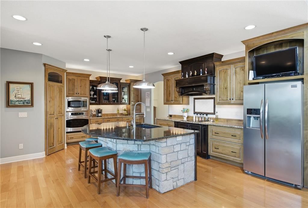7810 NW Scenic Drive — photo 24