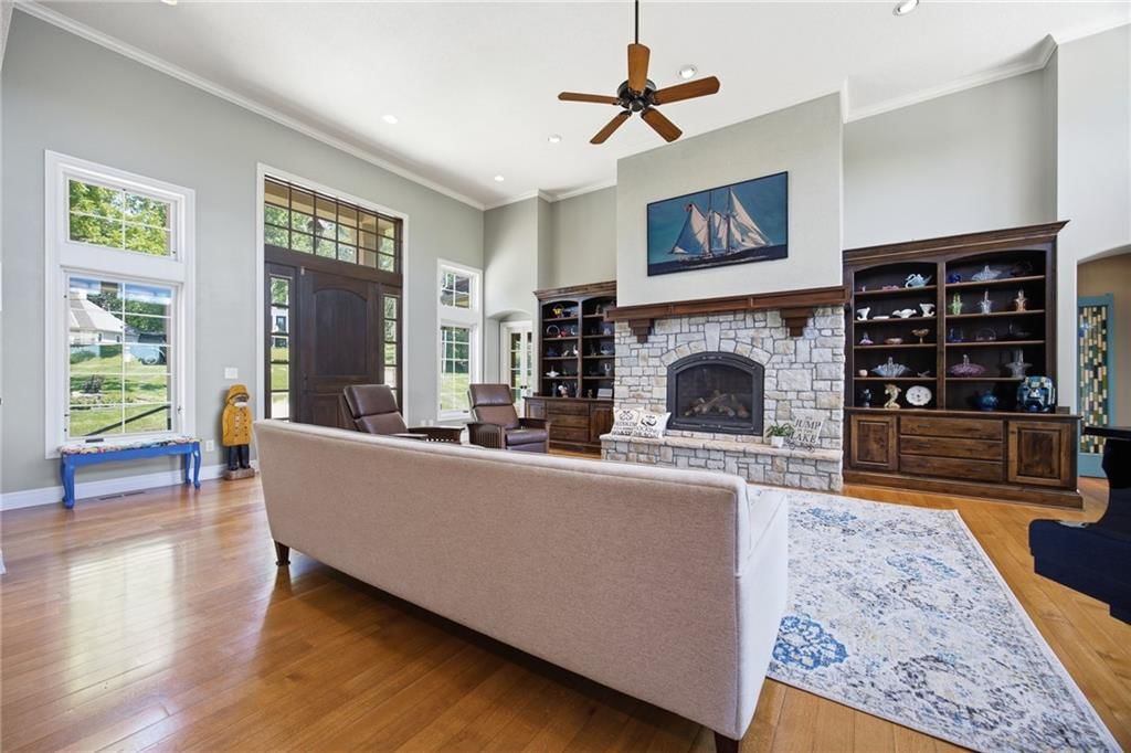 7810 NW Scenic Drive — photo 28