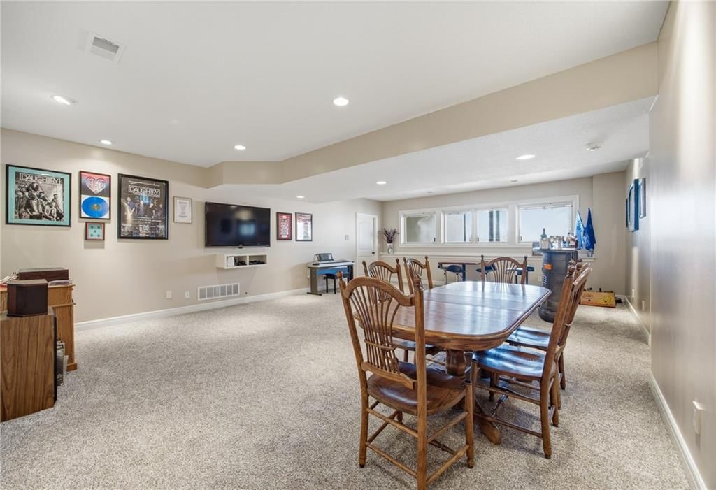 7810 NW Scenic Drive — photo 32