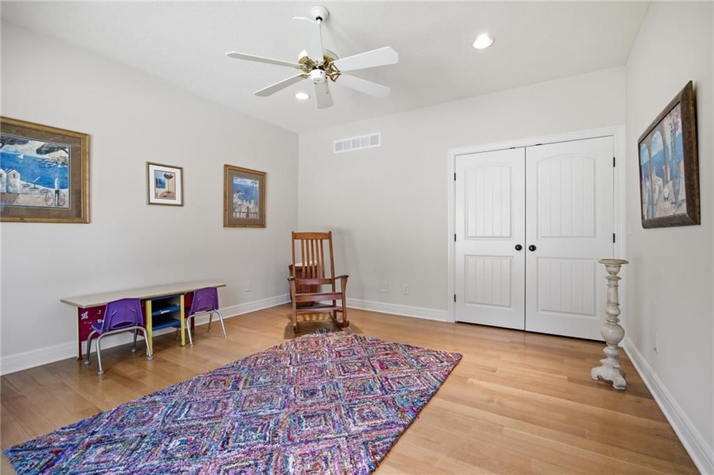 7810 NW Scenic Drive — photo 37