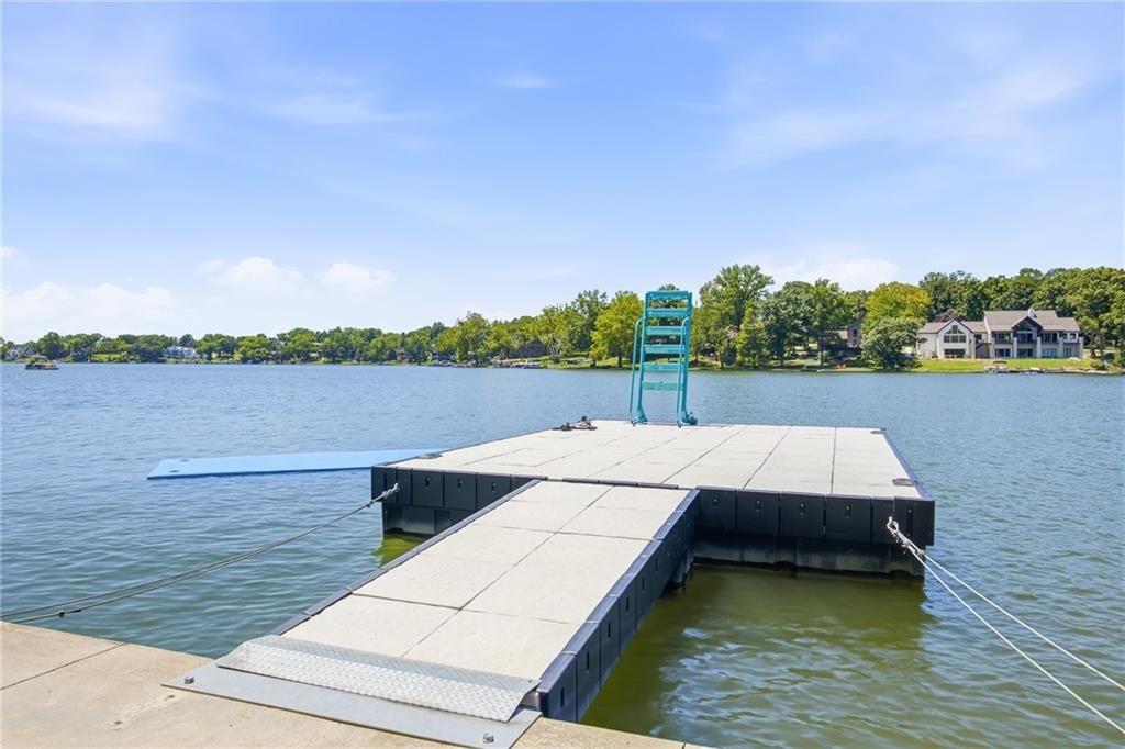 7810 NW Scenic Drive — photo 54