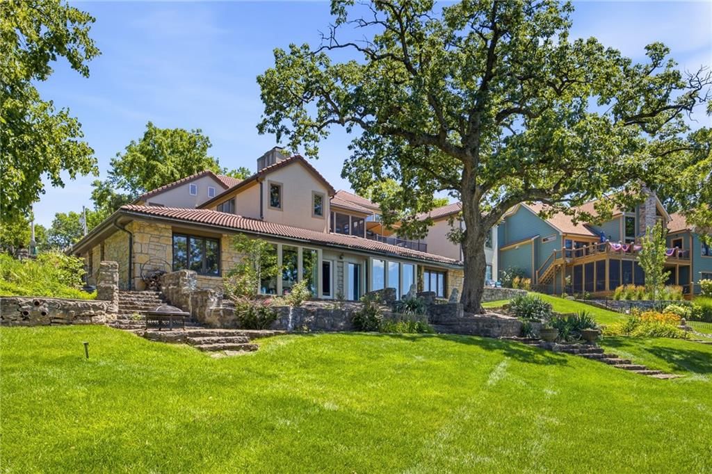 7810 NW Scenic Drive — photo 61