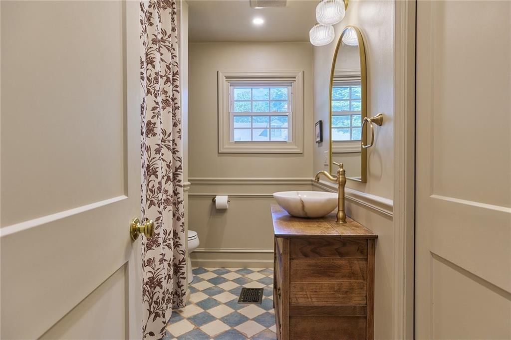 4203 W 53rd Terrace — photo 16