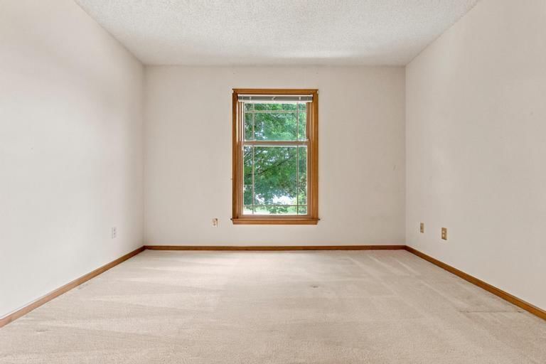 8700 W 113th Street — photo 33