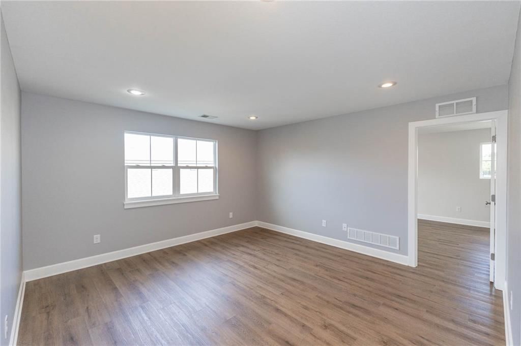21696 W 123 Terrace — photo 32