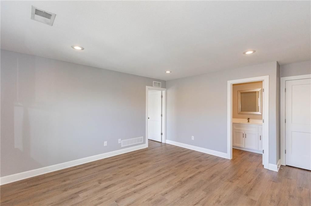 21696 W 123 Terrace — photo 33