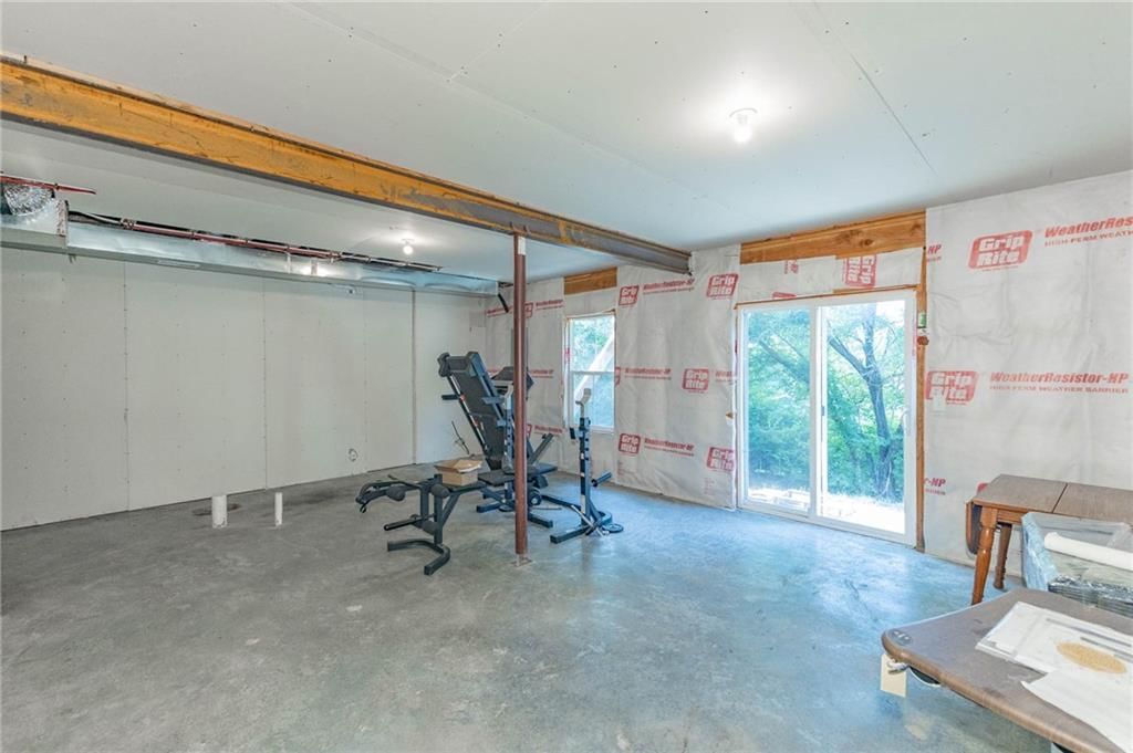 21696 W 123 Terrace — photo 36
