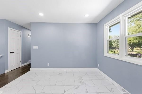 3000 N 72nd Terrace — photo 10