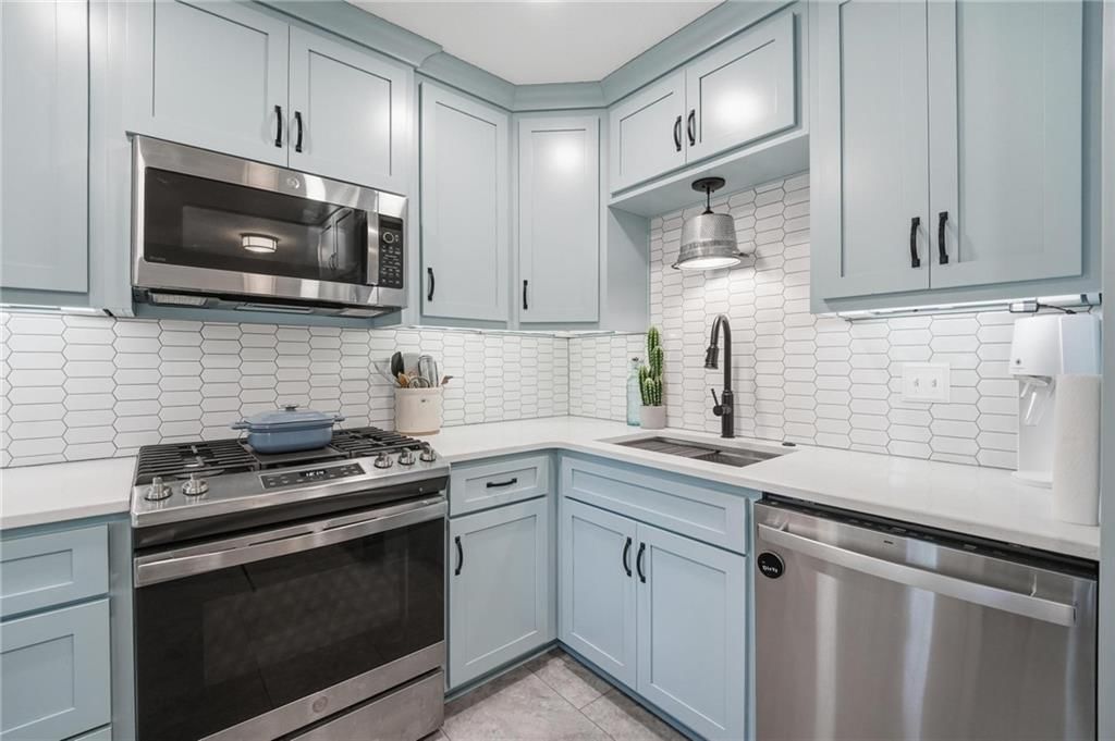 9908 Harrison Street — photo 12