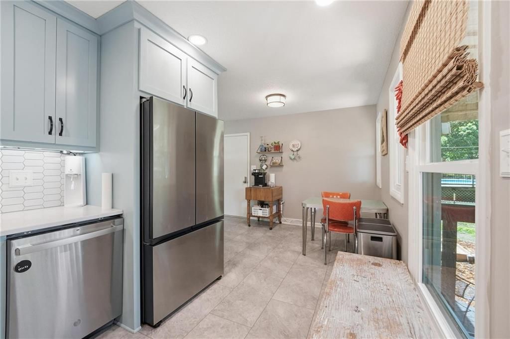 9908 Harrison Street — photo 15