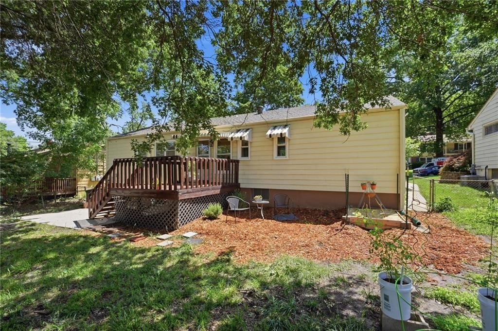 9908 Harrison Street — photo 35