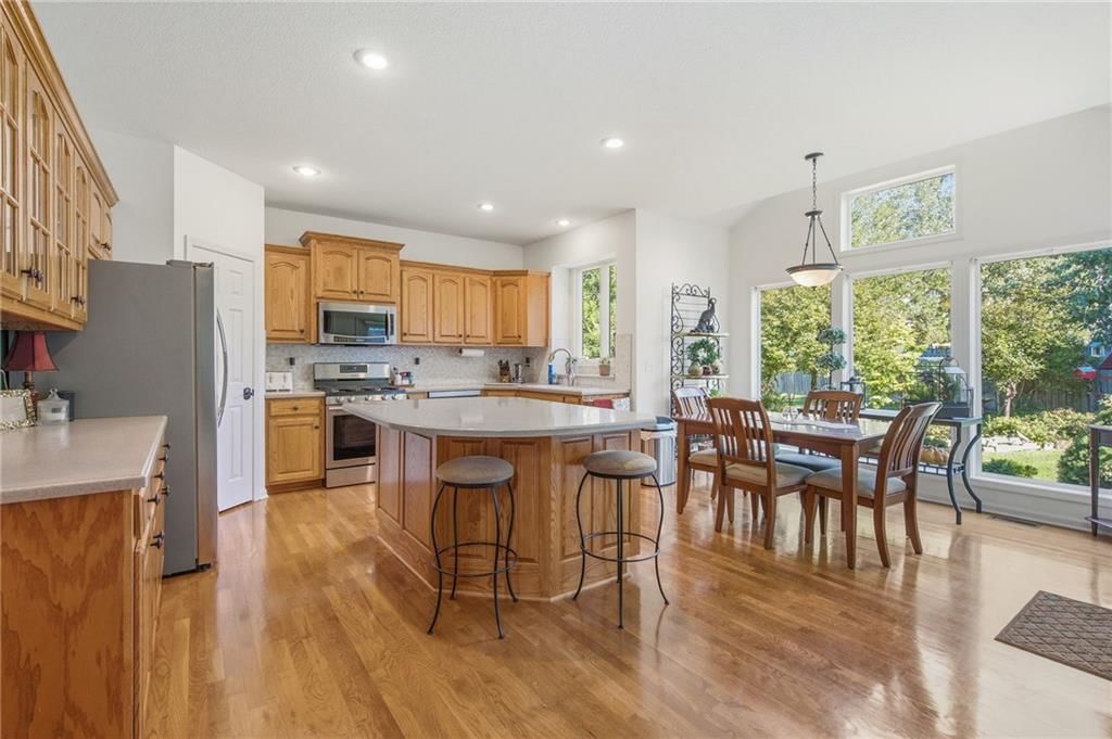 16660 W 155 Terrace — photo 8