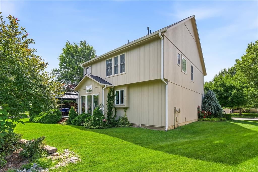 16660 W 155 Terrace — photo 30
