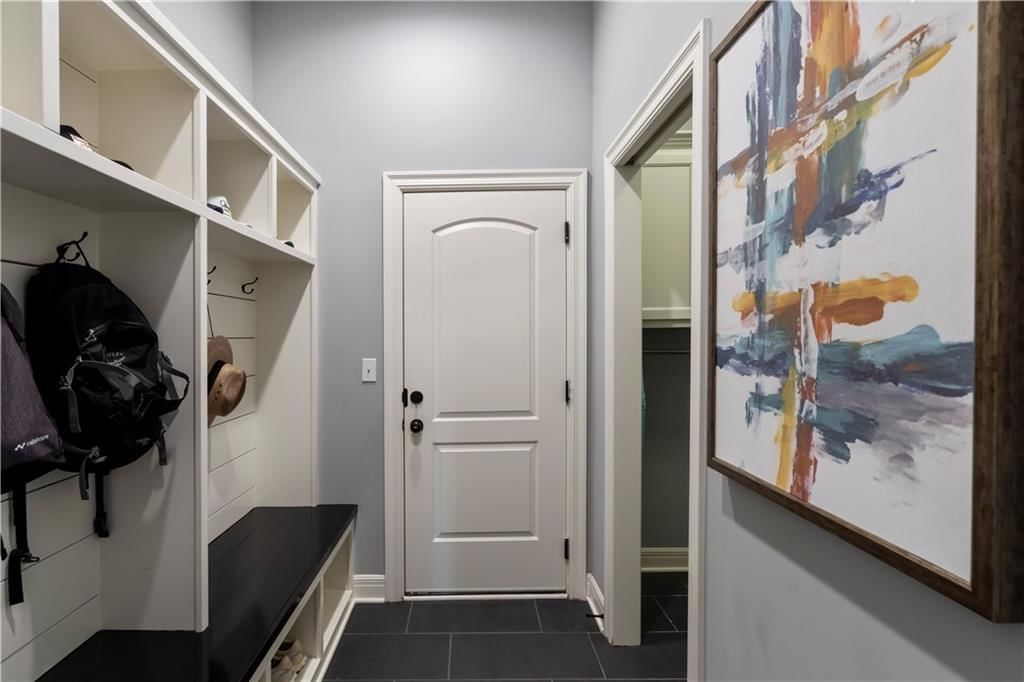 8905 N Donnelly Avenue — photo 19