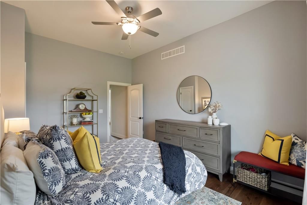 8905 N Donnelly Avenue — photo 24