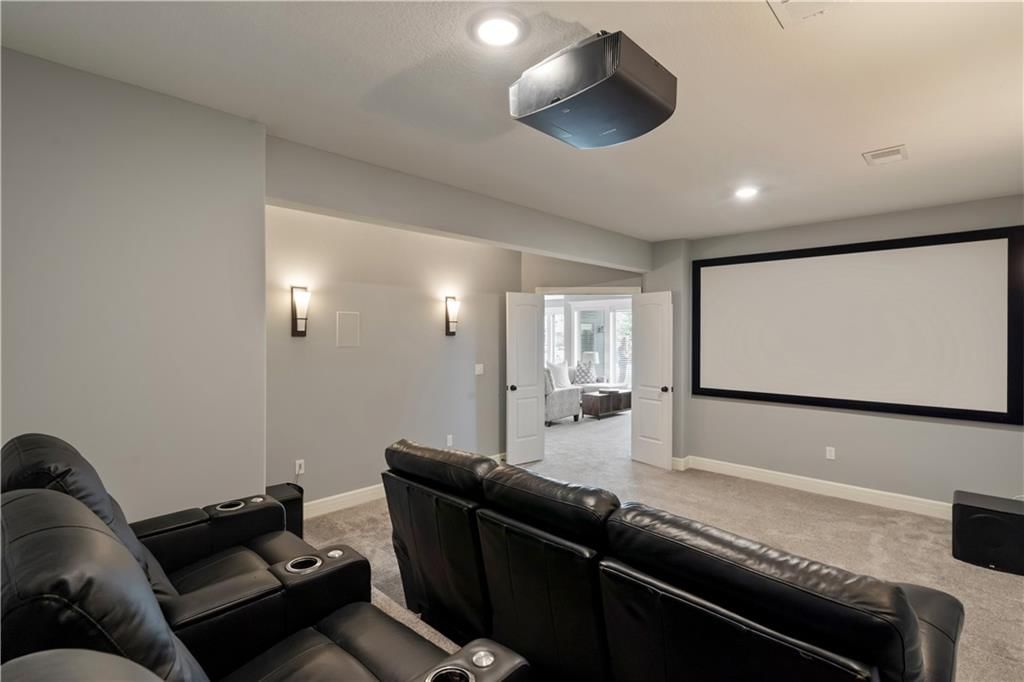 8905 N Donnelly Avenue — photo 29
