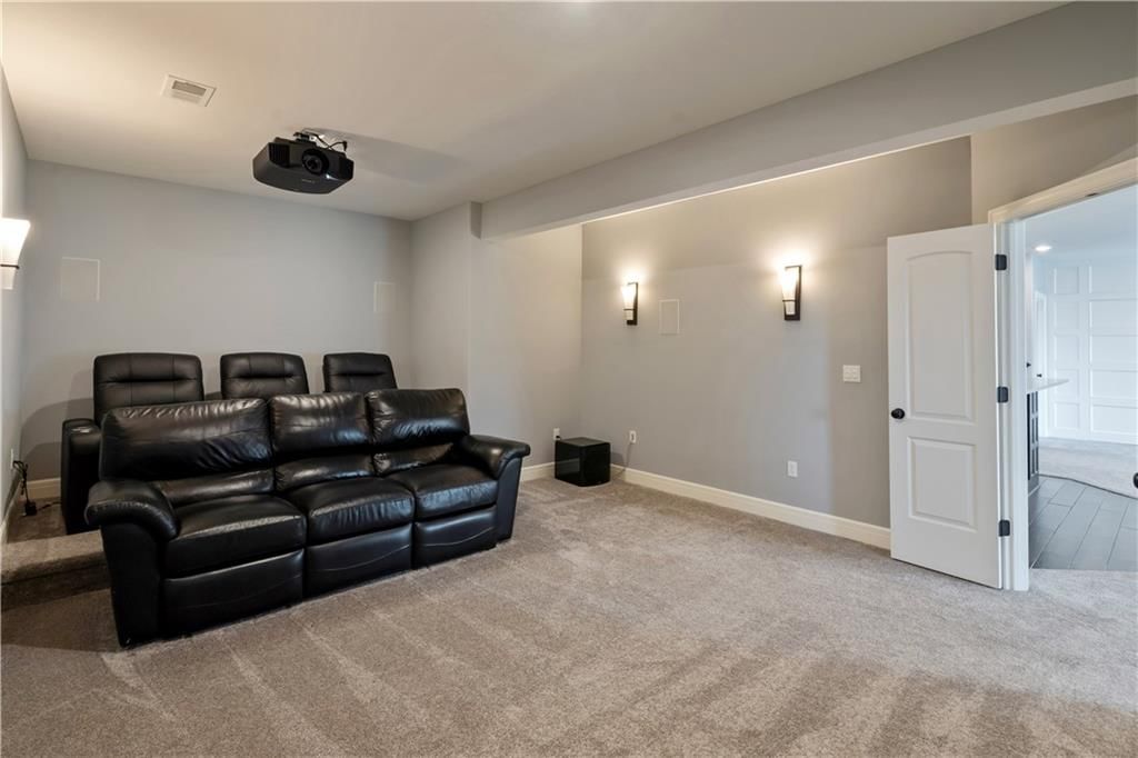 8905 N Donnelly Avenue — photo 30
