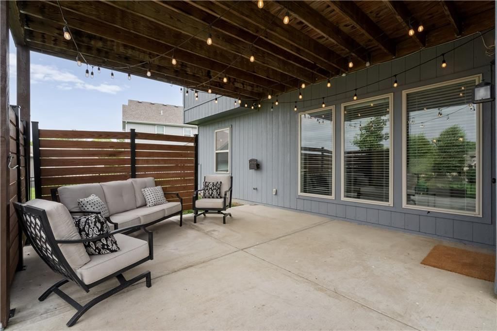 8905 N Donnelly Avenue — photo 39