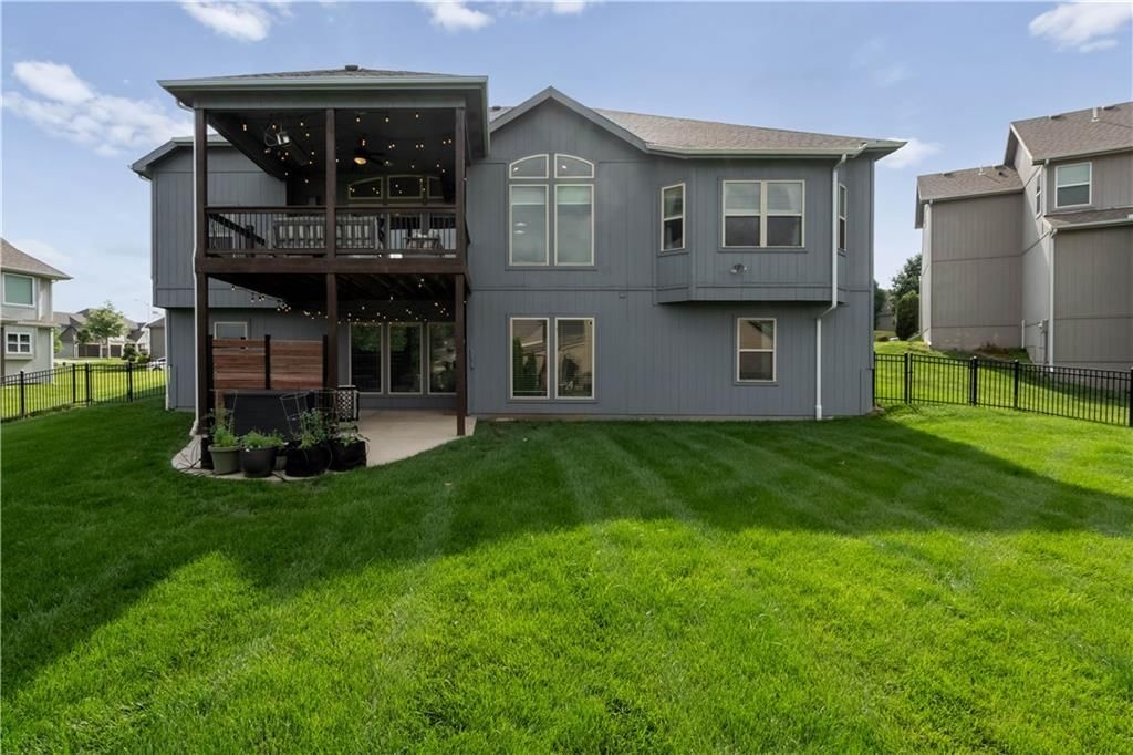 8905 N Donnelly Avenue — photo 41