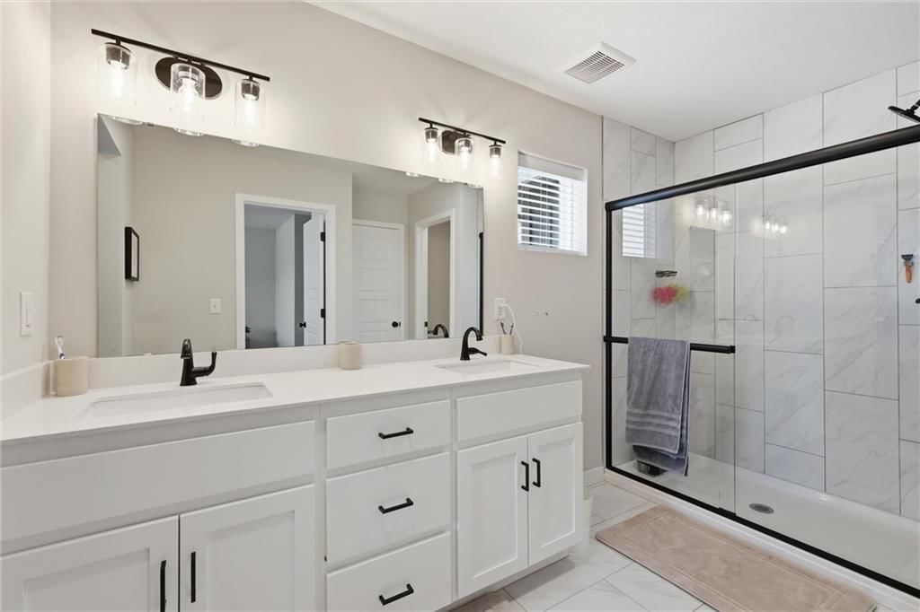 425 Hampstead Drive — photo 20