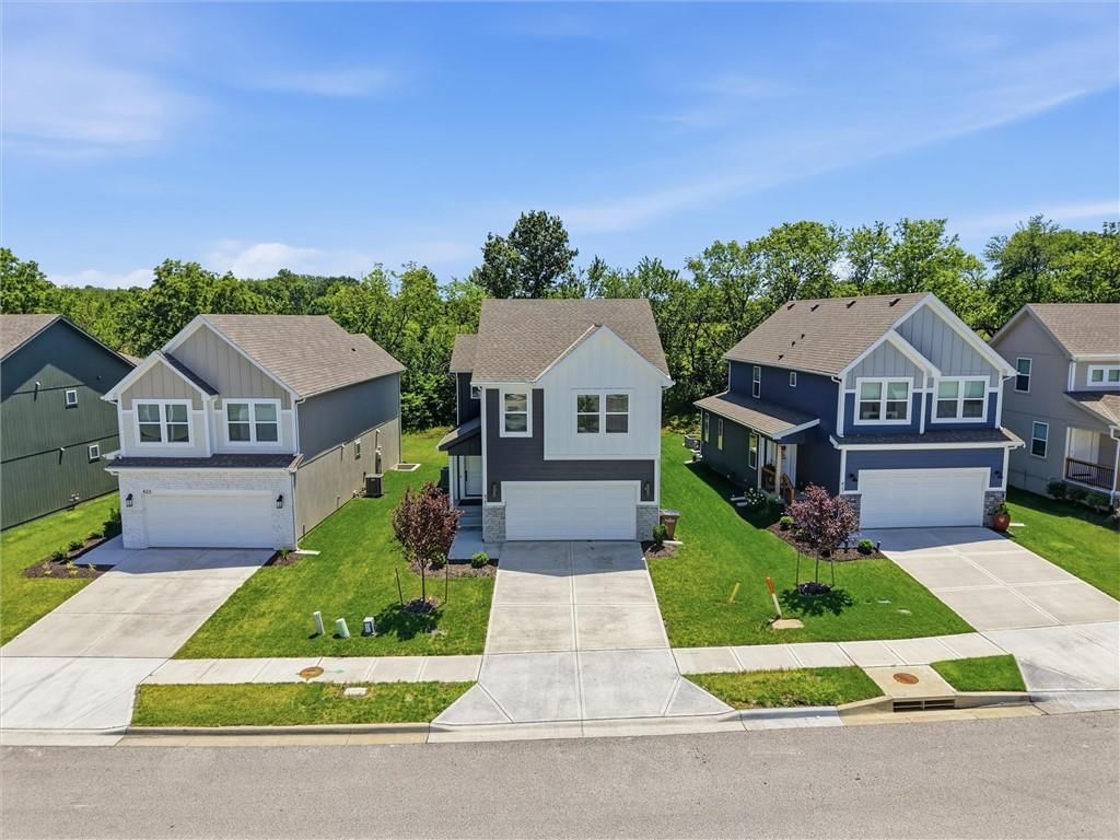 425 Hampstead Drive — photo 34