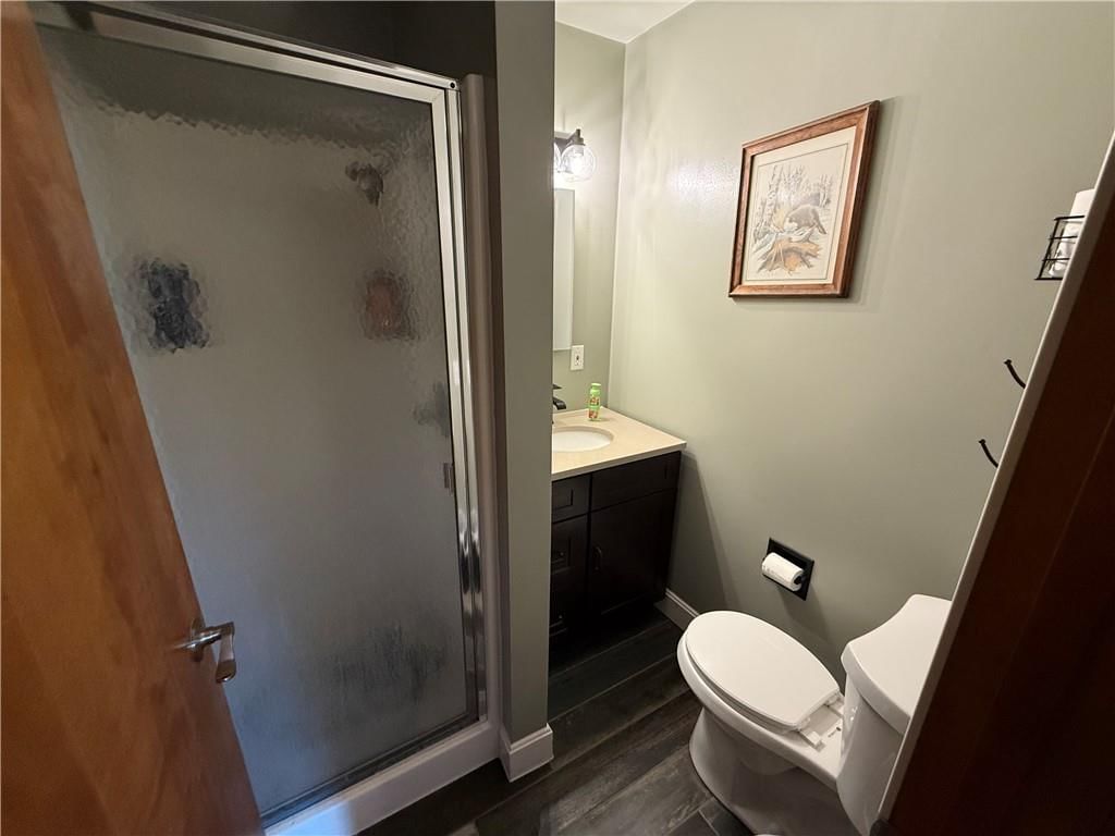 702 E Grand Avenue — photo 28