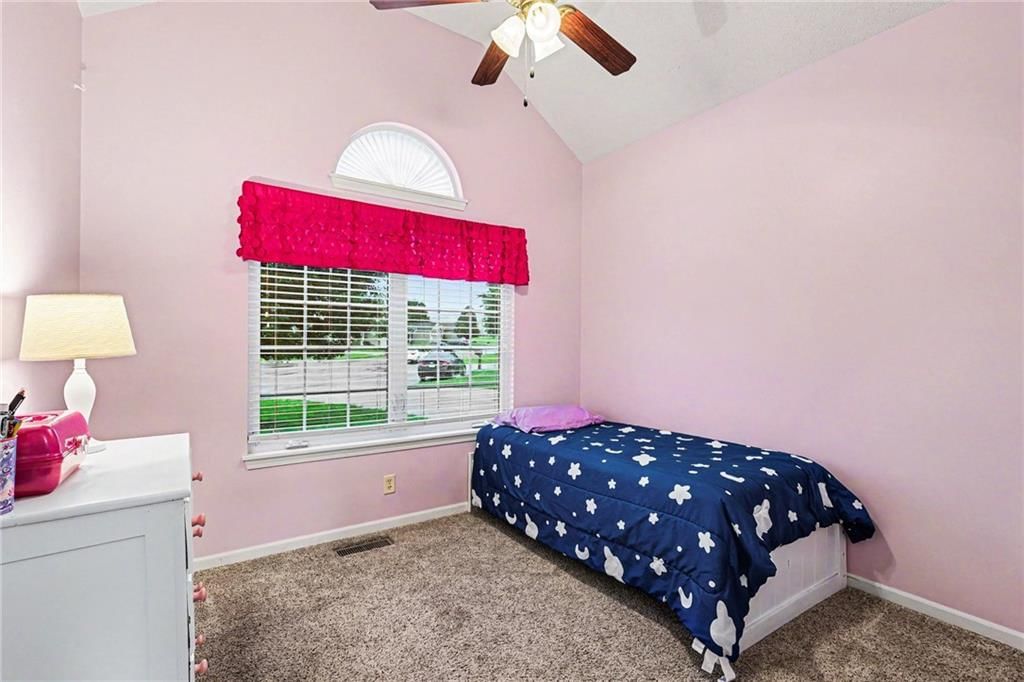16906 Meadow Creek Court — photo 20